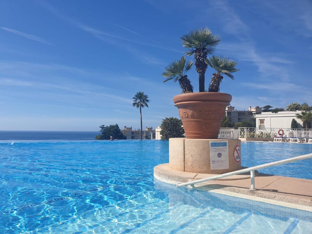 Cannes & More Exterior foto